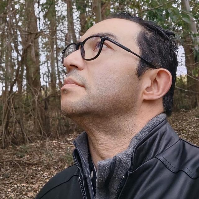 Marcos Oliveira - Psicoterapeuta, Treinador comportamental e PNL Coach Executivo